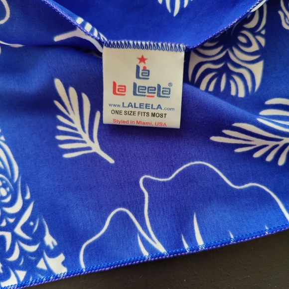 Long, wide Tiki theme scarf or wrap | La Leela - Picture 4 of 8